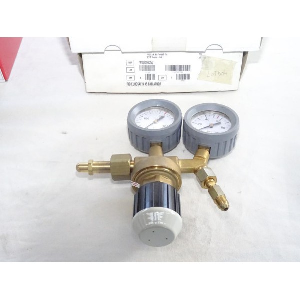 Detendeur gaz frigoriste azote GN 45 bar afnor Air liquide W000290255 
