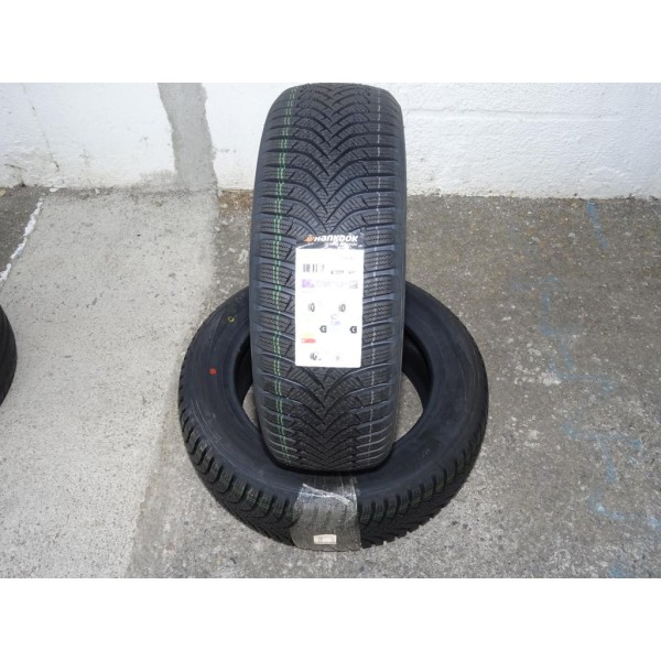 Lot 2 pneus NEUF Hankook winter icept RS2 195/60/16 195 60 16 89H DOT2921 DOT3221 