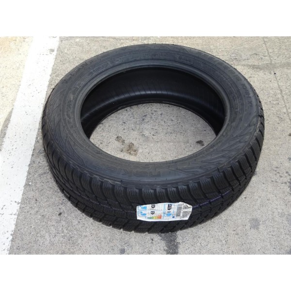 1 Pneu NEUF TOUT SEUL Nokian WR SUV3 hiver 235/55/18 235 55 18 104H XL DOT2920 