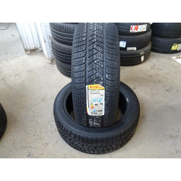 Lot 2 pneus NEUF Pirelli scorpion winter hiver 255/45/20 255 45 20 XL 105V DOT3319 