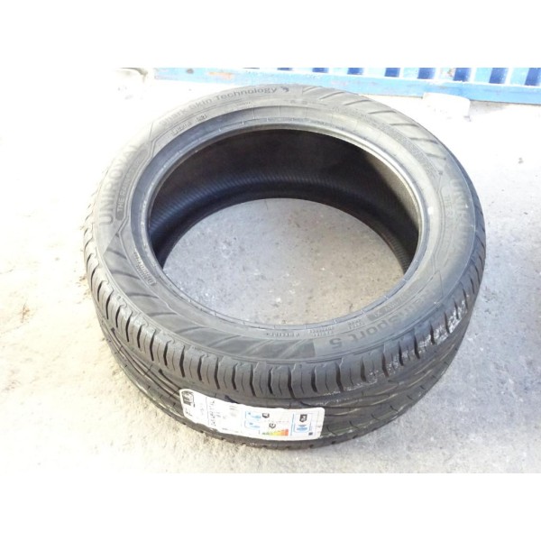1 Pneu NEUF TOUT SEUL Uniroyal rainsport 5 245/45/17 245 45 17 XL 99Y FR DOT0821 