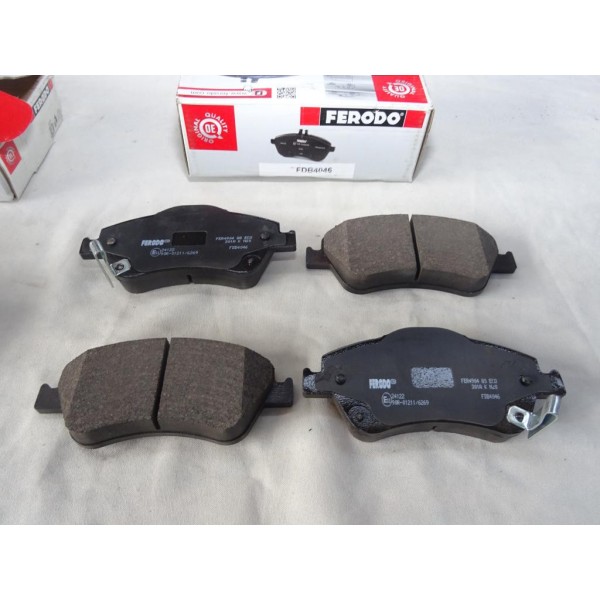 Jeu 4 plaquettes de frein avant montage bendix Ferodo FDB4046 pour toyota auris E15 corolla 10 X E150 