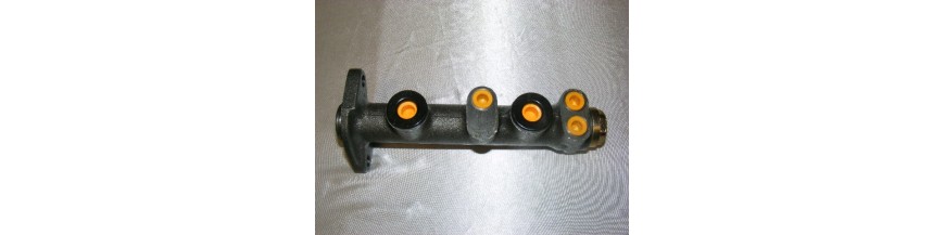 Brake master cylinder
